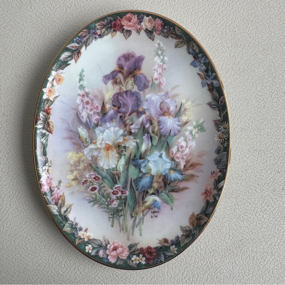 Vintage 1996 Lena Liu “Cherished” The Bradford Exchange Decorative Plate